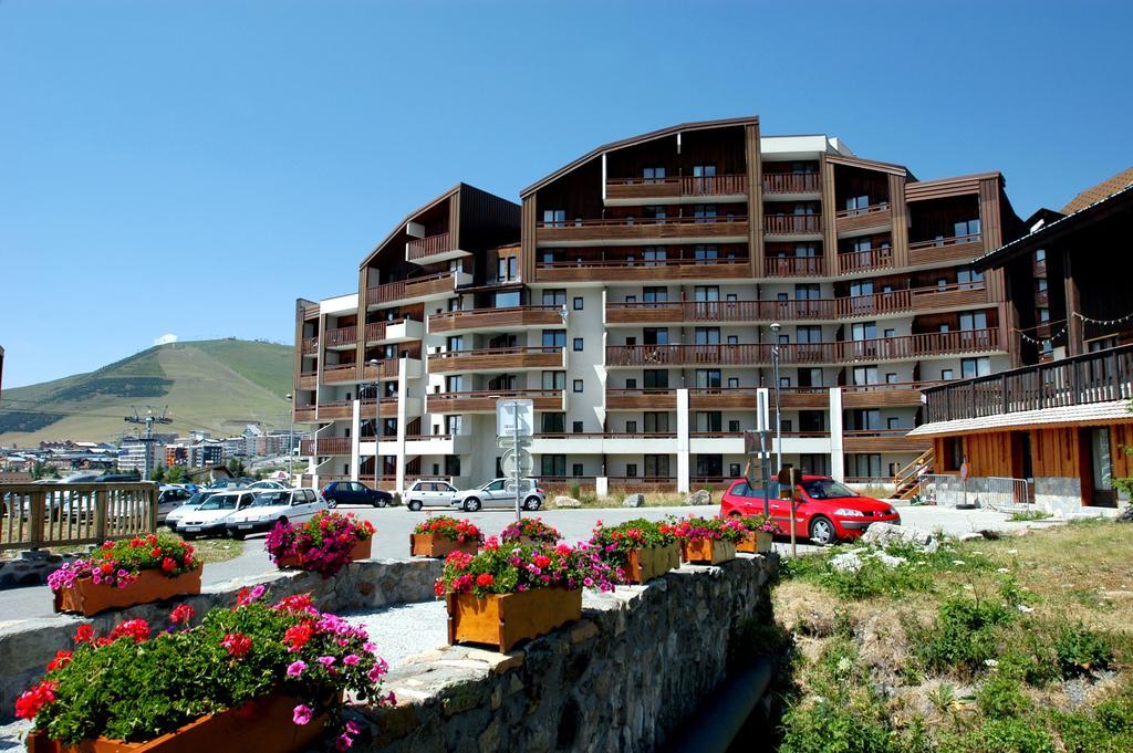 Residence Odalys Le Christiana Альп-д'Юэз Экстерьер фото